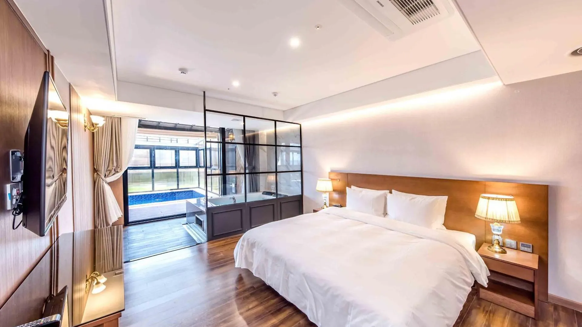Dyne Oceano Hotel Jeju