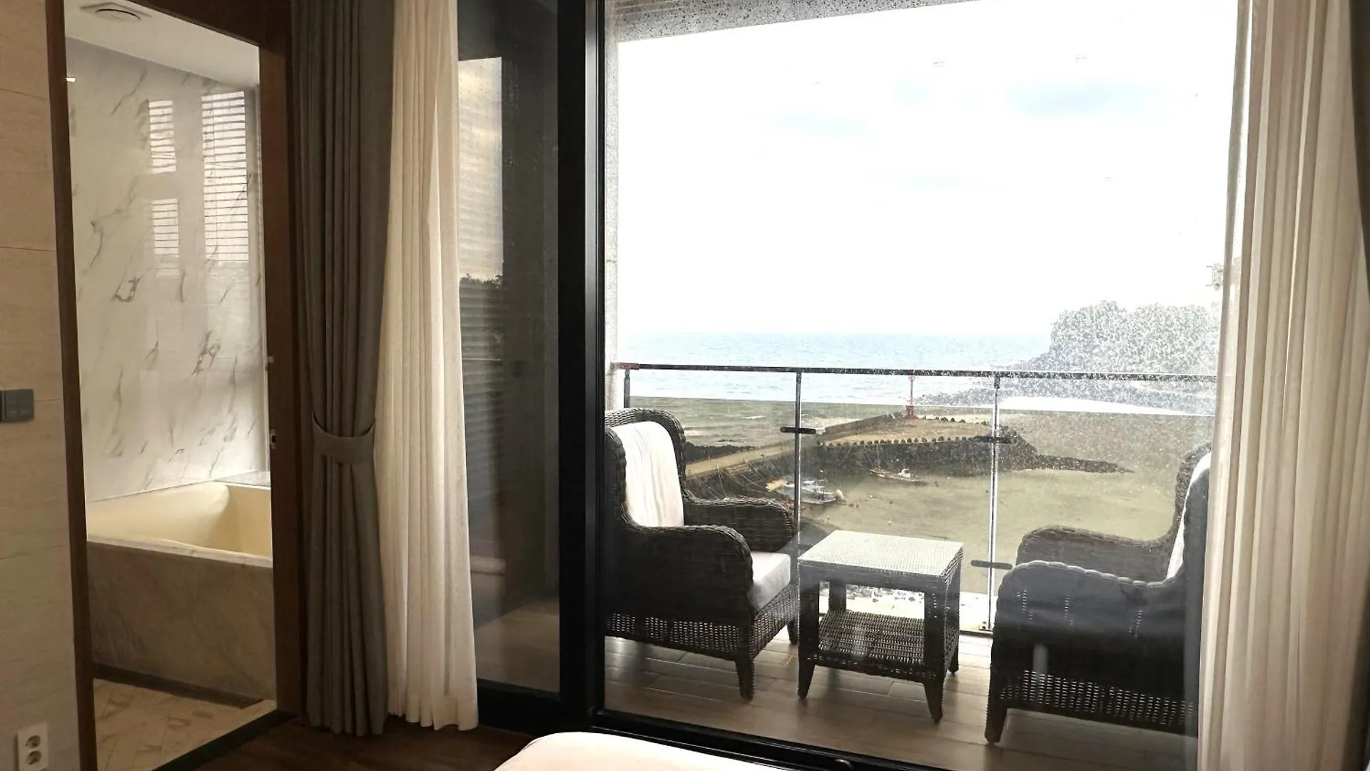 Dyne Oceano Hotel Jeju